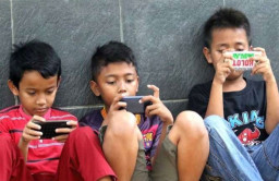 Tak Ada Kompromi untuk Penerapan PP Tunas. Ini Peringatan Keras Menkomdigi