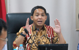 Kasus OTT Bupati Kuansing, KPK Bakal Panggil Menteri Kehutanan Raja Juli?