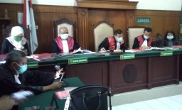 Curi Kabel Komunikasi PT KAI, Dua Pria ini Jadi Pesakitan