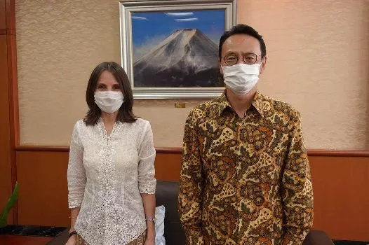 Dukung Pendidikan Anak dan Peningkatan Vaksin di Indonesia