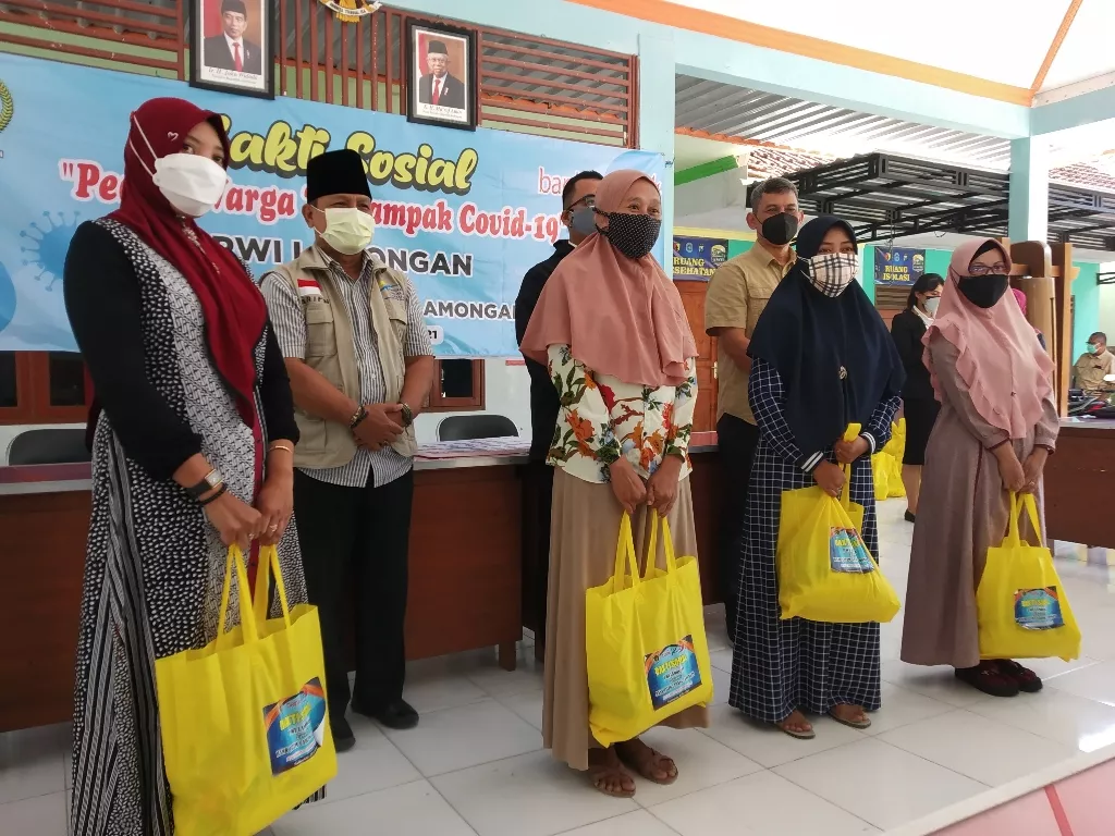 PWI dan Bank Jatim Lamongan Peduli Covid-19