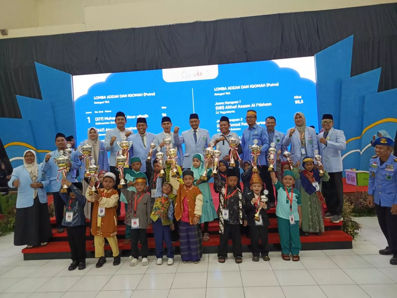 Kafilah Jatim Sandang Juara Umum 3 FASI XII Nasional