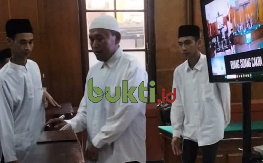 Dimas Dwi Hermawan & Rudik Harmoko Jadi Terdakwa Gegara Solar Subsidi