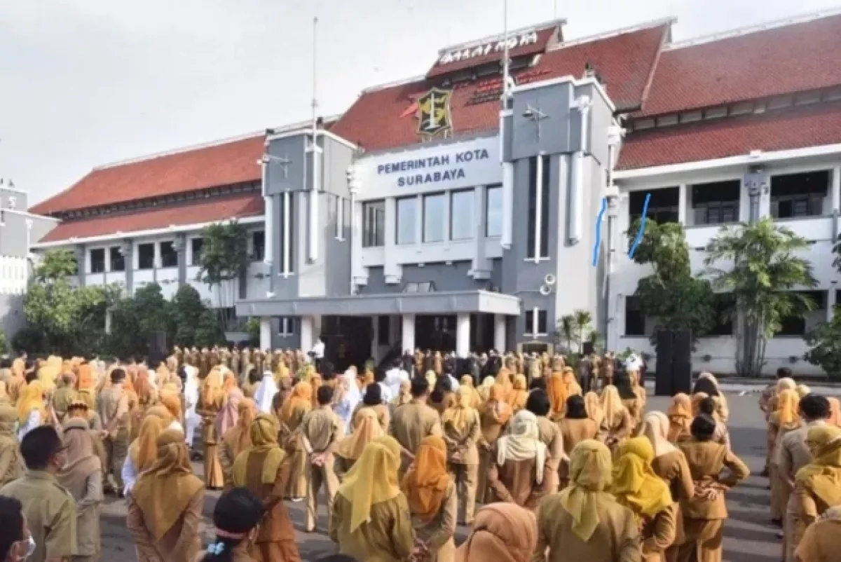 Parah, Lurah di Surabaya Diduga Lakukan Pungli. Cak Eri Murka